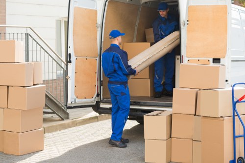 Man and van service in Elephant and Castle with local moving support