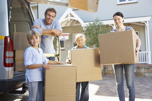 Packing and transport support for a local business move